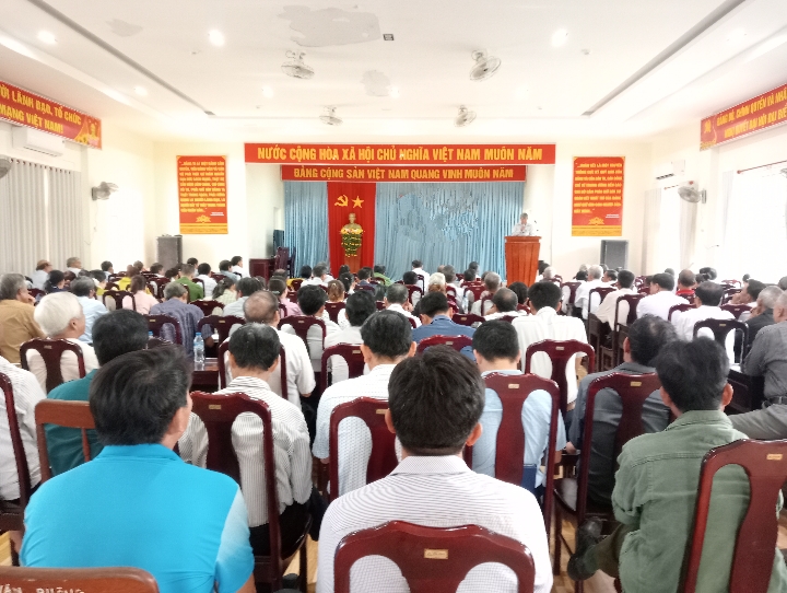 Đảng Đảng ủy xã Bình Châu tổ chức hội nghị triển khai nghị quyết số 13-NQ/TU của BTV tỉnh Quảng Ngãi về chuyển đổi số tỉnh Quảng Ngãi đến năm 2025 định hướng đến năm 2030